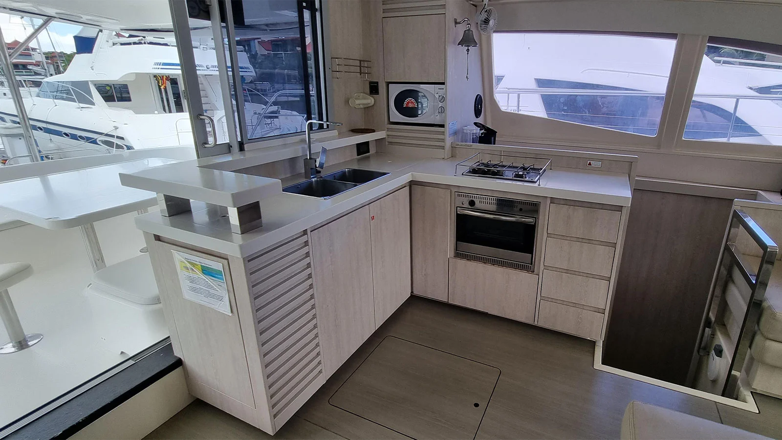 2016 Leopard 51 Powercat