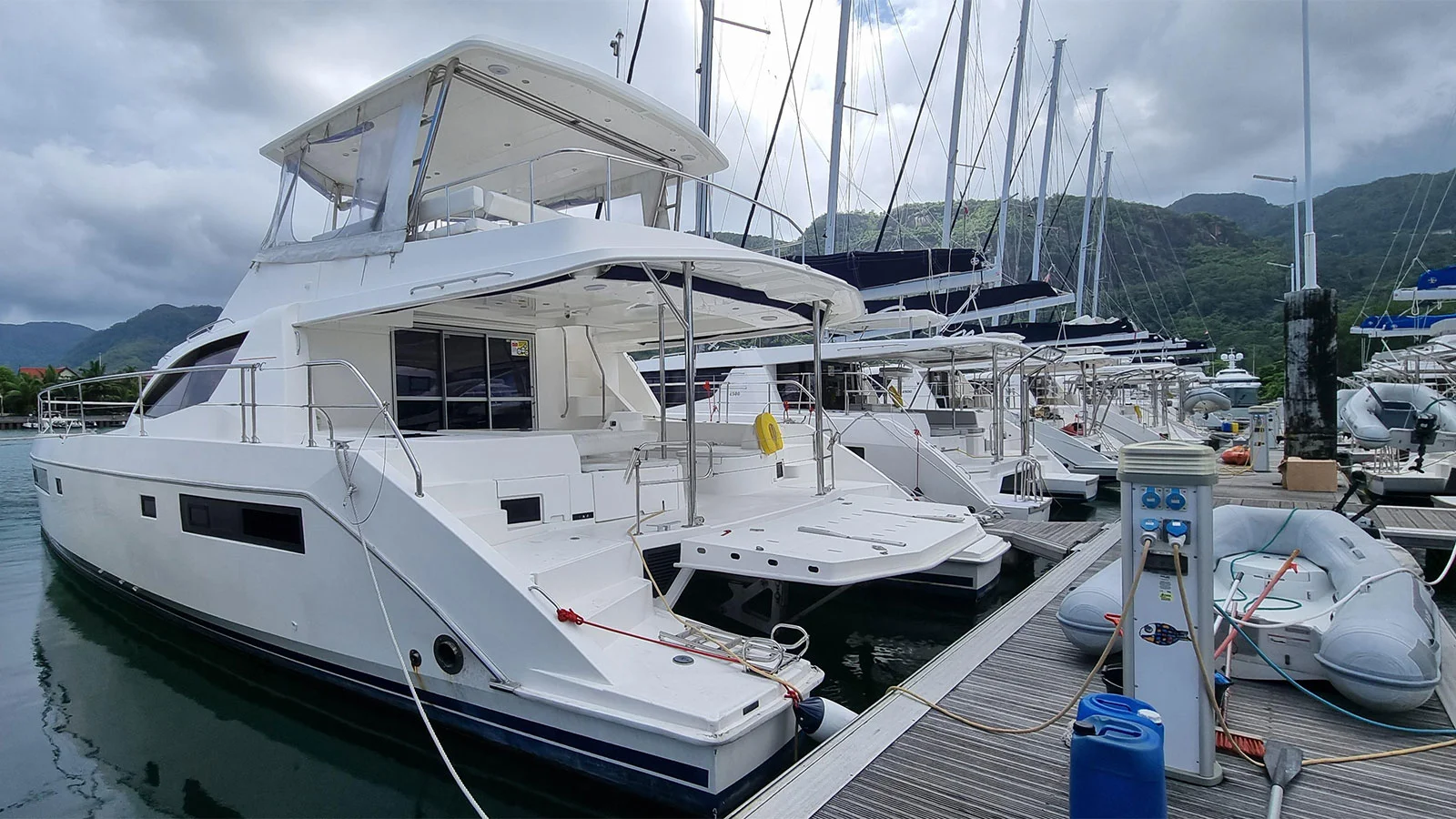 2016 Leopard 51 Powercat