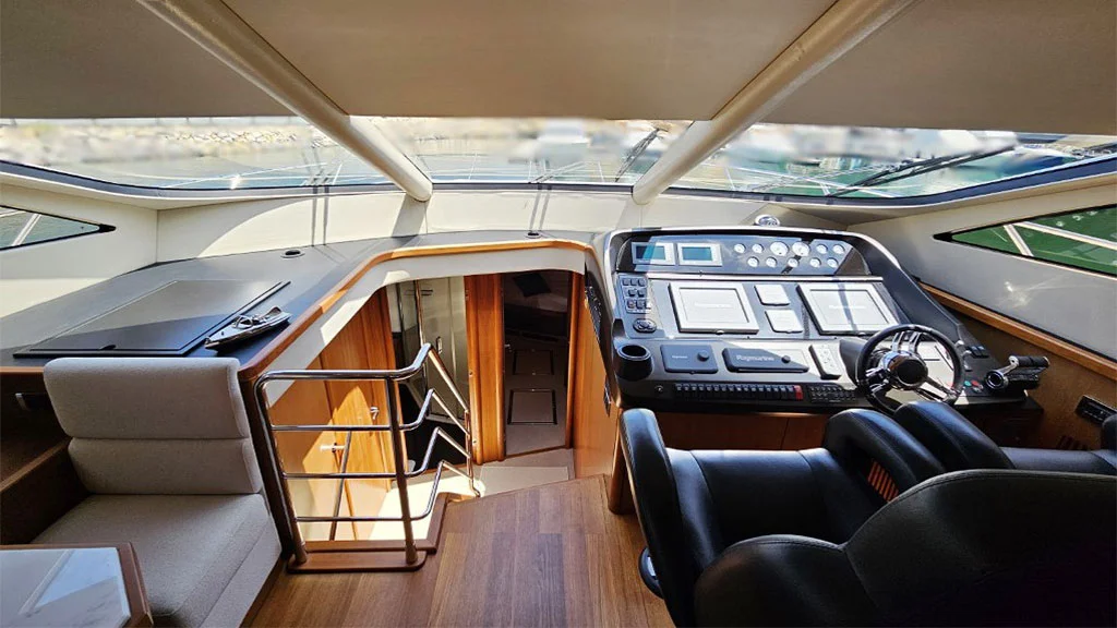 2009 Sunseeker Manhattan 70