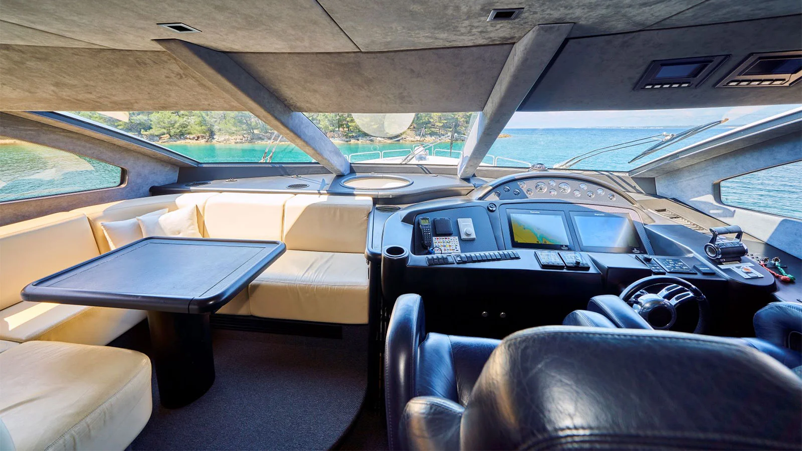 2004 Sunseeker 94 Yacht