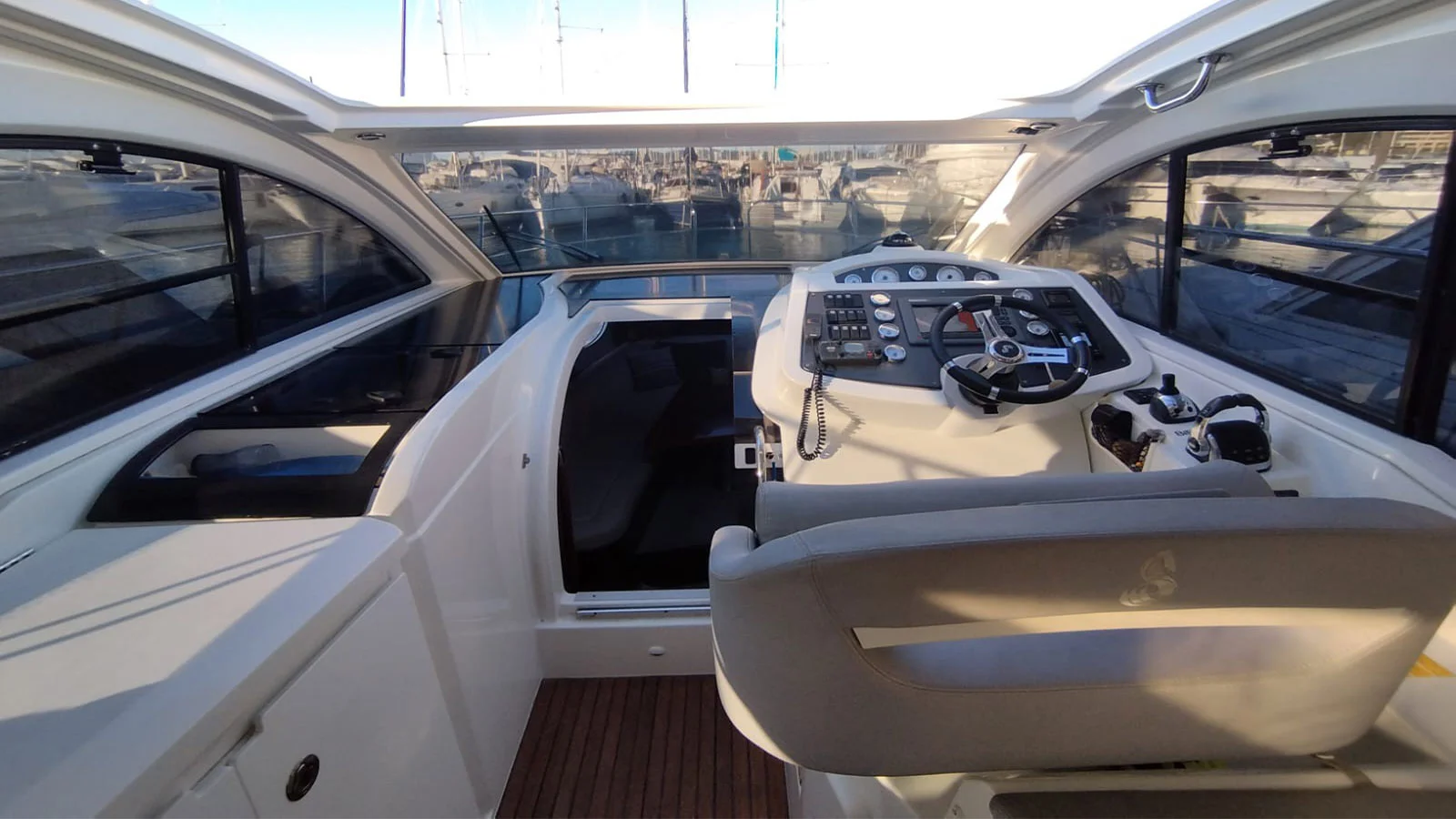2011 Beneteau Flyer Gran Turismo 34