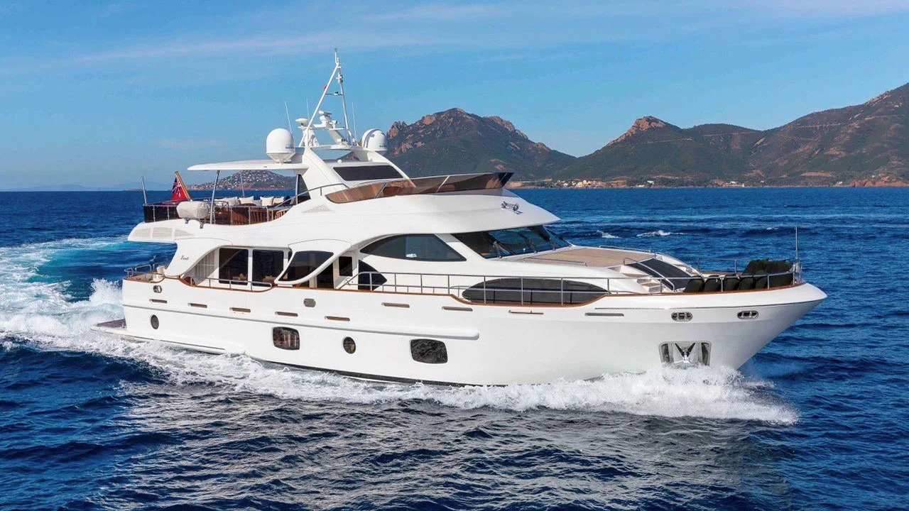2008 Benetti Legend 85