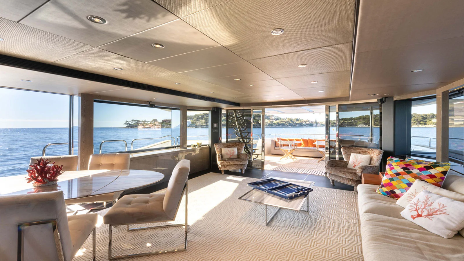 2013 Sunseeker 92 Yacht