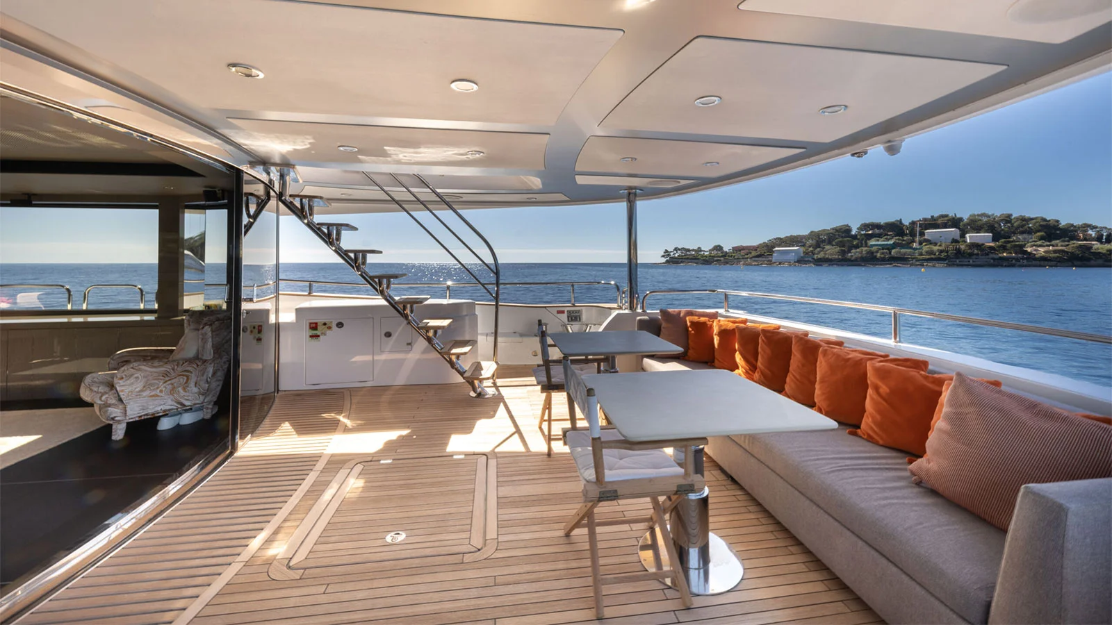 2013 Sunseeker 92 Yacht