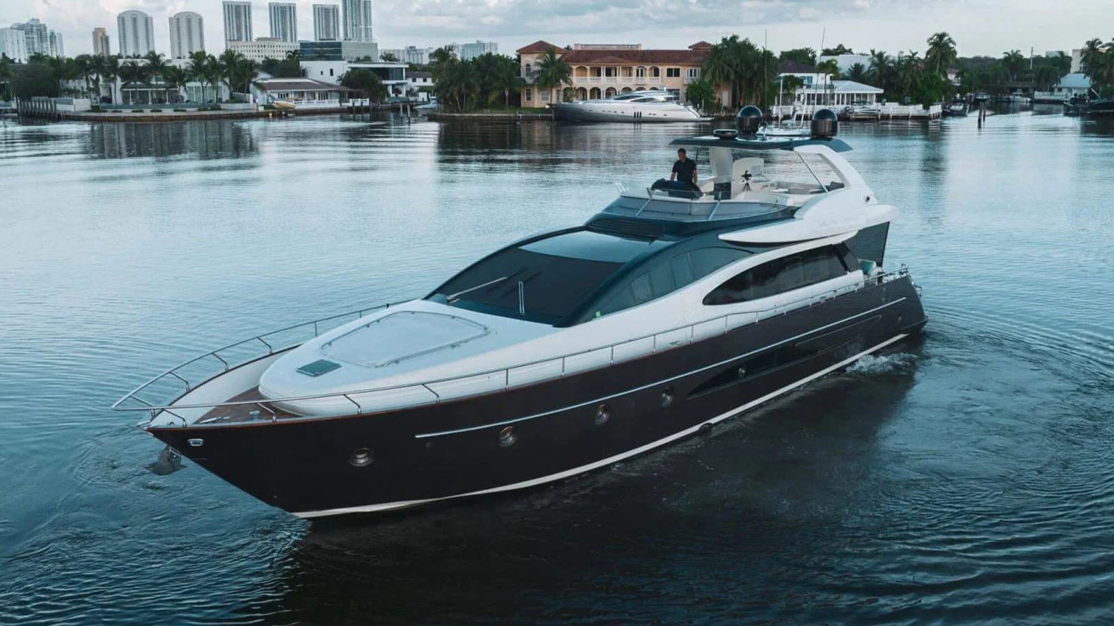 2012 Riva 75 Venere