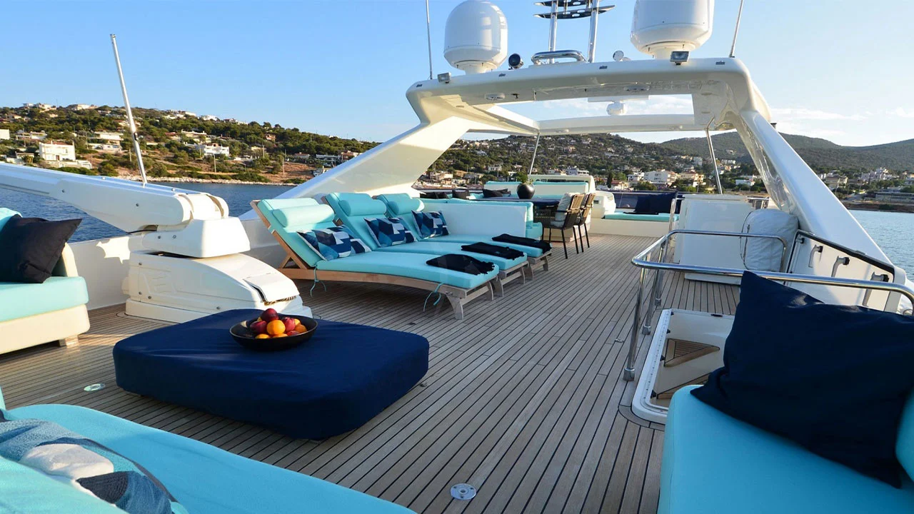 2007 Ferretti 830 HT